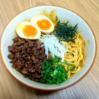 汁なし担々麺