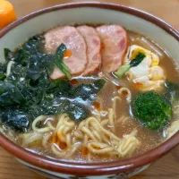 マルちゃん正麺🍜、豚骨醤油味❗️( ˊ̱˂˃ˋ̱ )✨|サソリさん