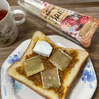 食べるカレーのせル.ルスティックブリーチーズ