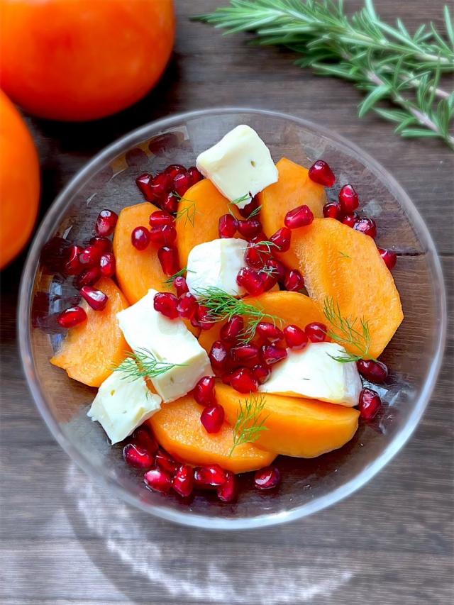 柿とザクロのフルーツサラダ/9421beru | Snapdish[スナップディッシュ