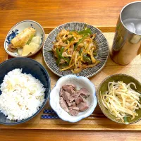 青椒肉絲定食| ともちんさん