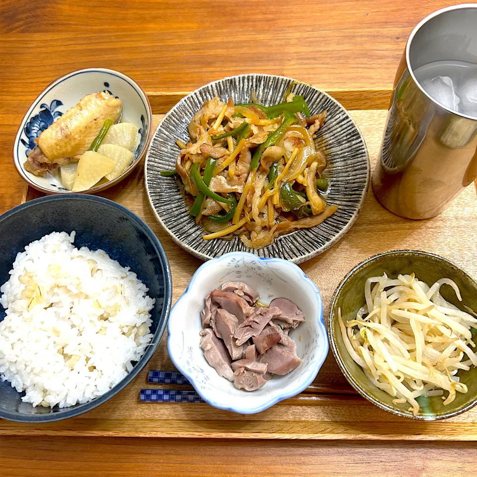 青椒肉絲定食|ともちんさん