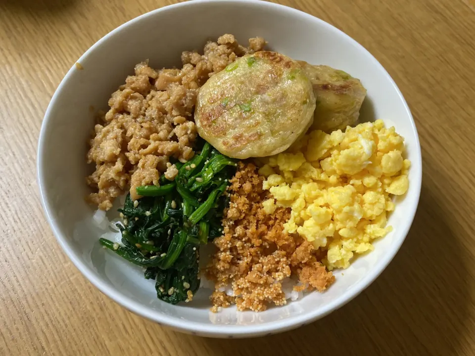 4食丼|ここなりさん