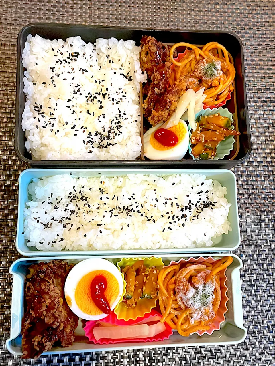 おっさん弁当　🎃　板東英二　パスタ🍝　カレーコロッケ　たくあん|ひげおやじさん