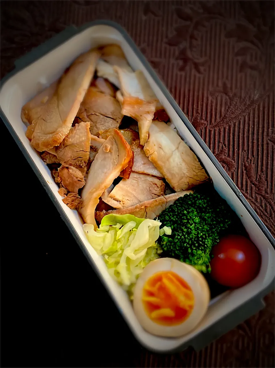 お弁当　チャーシュー丼　味付卵|mmmさん