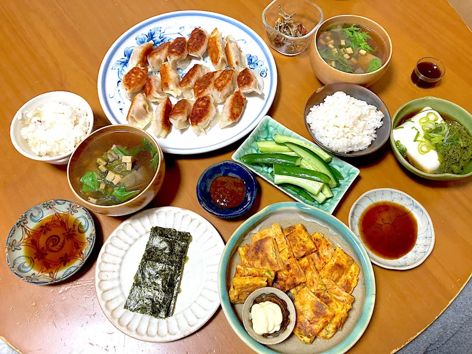 春雨と玉ねぎでかさ増し餃子🥟|さくたえさん