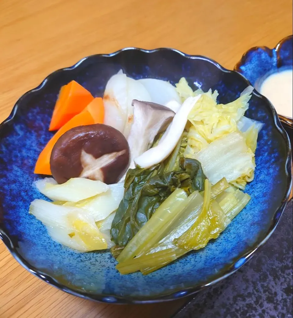 蒸し野菜　味噌ヨーグルトソース|ごはんきろくさん