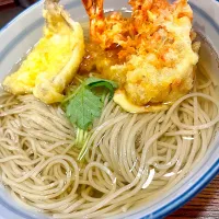 天麩羅蕎麦！海老かき揚げと鱚天。|Tomyさん