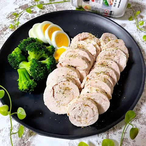 「プラス糀 生塩糀パウダー ボトル」を使ってみたSnapdishの料理・レシピ写真:塩麹パウダーでサラダチキン✨