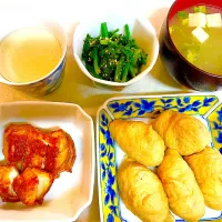 いなり寿司、タンドリーチキン、ほうれん草お浸し、豆腐。晩ご飯|Hiroeさん