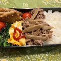 2024.12.4 息子弁当　◎牛肉とごぼうの甘辛炒め　◎さんまのごま揚げ　◎ほうれん草の塩昆布おかか和え　◎スクランブルエッグ|goroさん