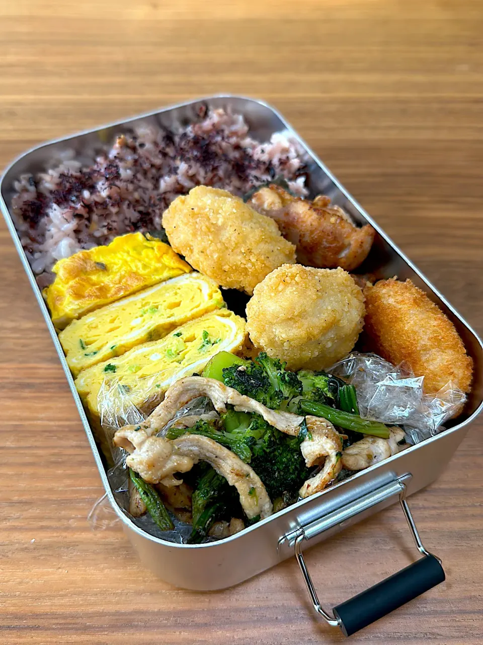 お弁当|メガネおばさんさん