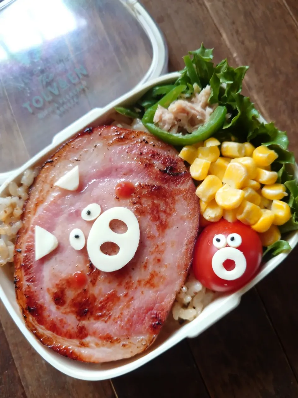 漢の…次女用🍱混ぜご飯とハムステーキ弁当|ᵏᵒᵘさん