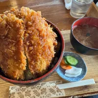 本日の小田原出張ランチは、アジフライ定食@一膳飯屋　八起にて。近くなのに3年半でお初。迫力満点、美味しくいただきました。| sniper66さん