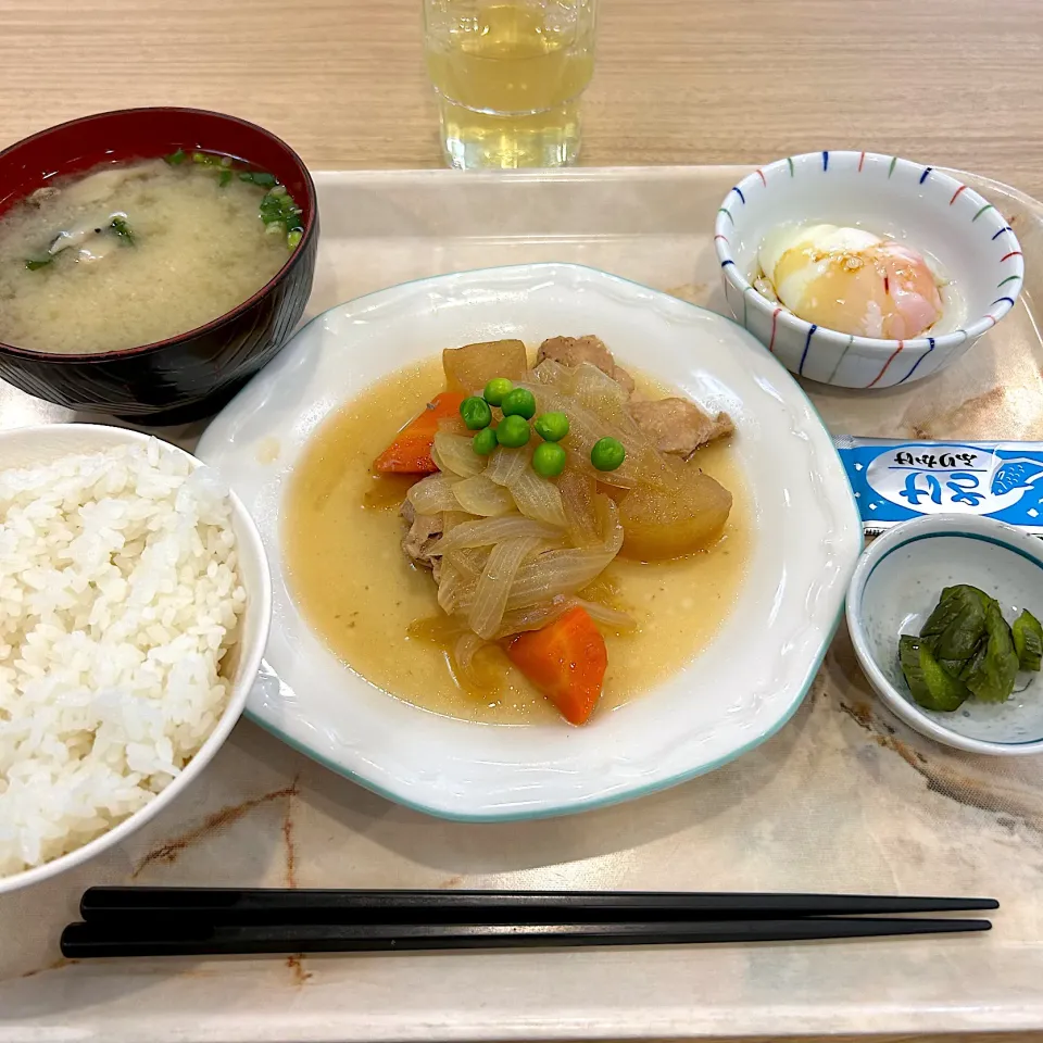 寮の朝ごはん😋|すかラインさん