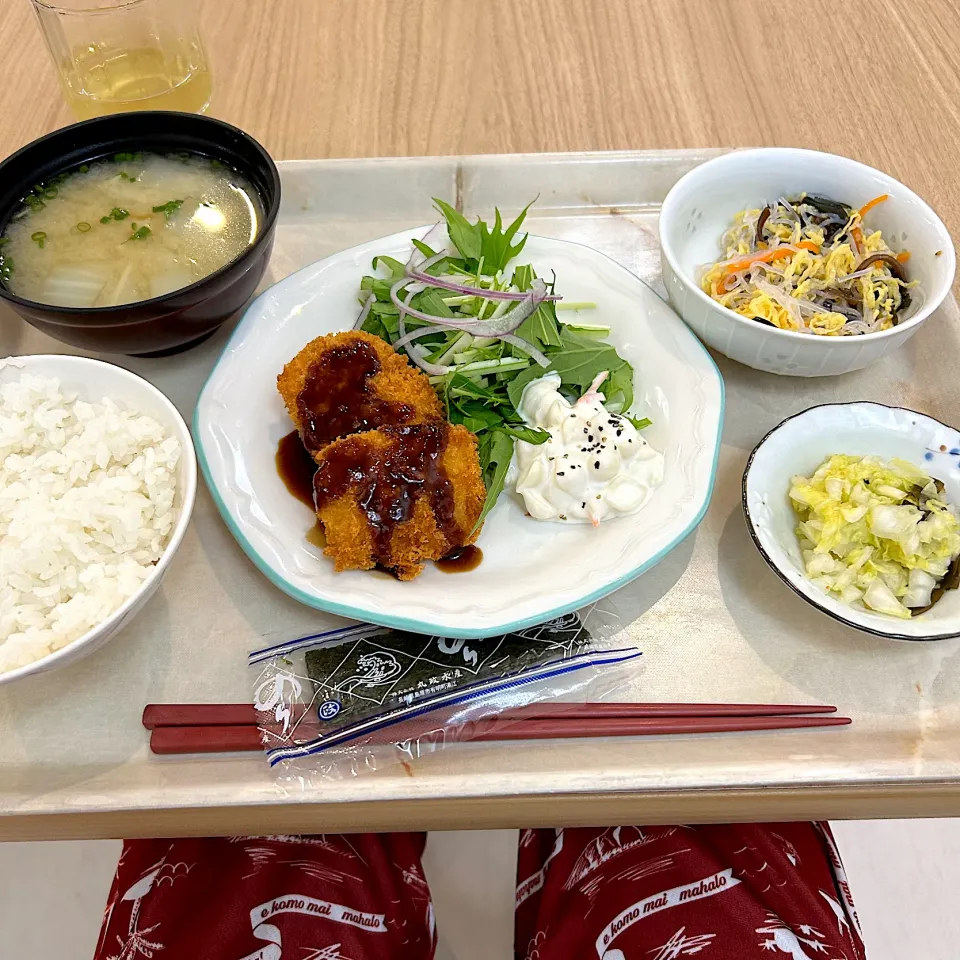 寮の朝ごはん😋|すかラインさん