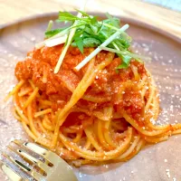 トマトとツナとにんにくのクリームパスタ🍅