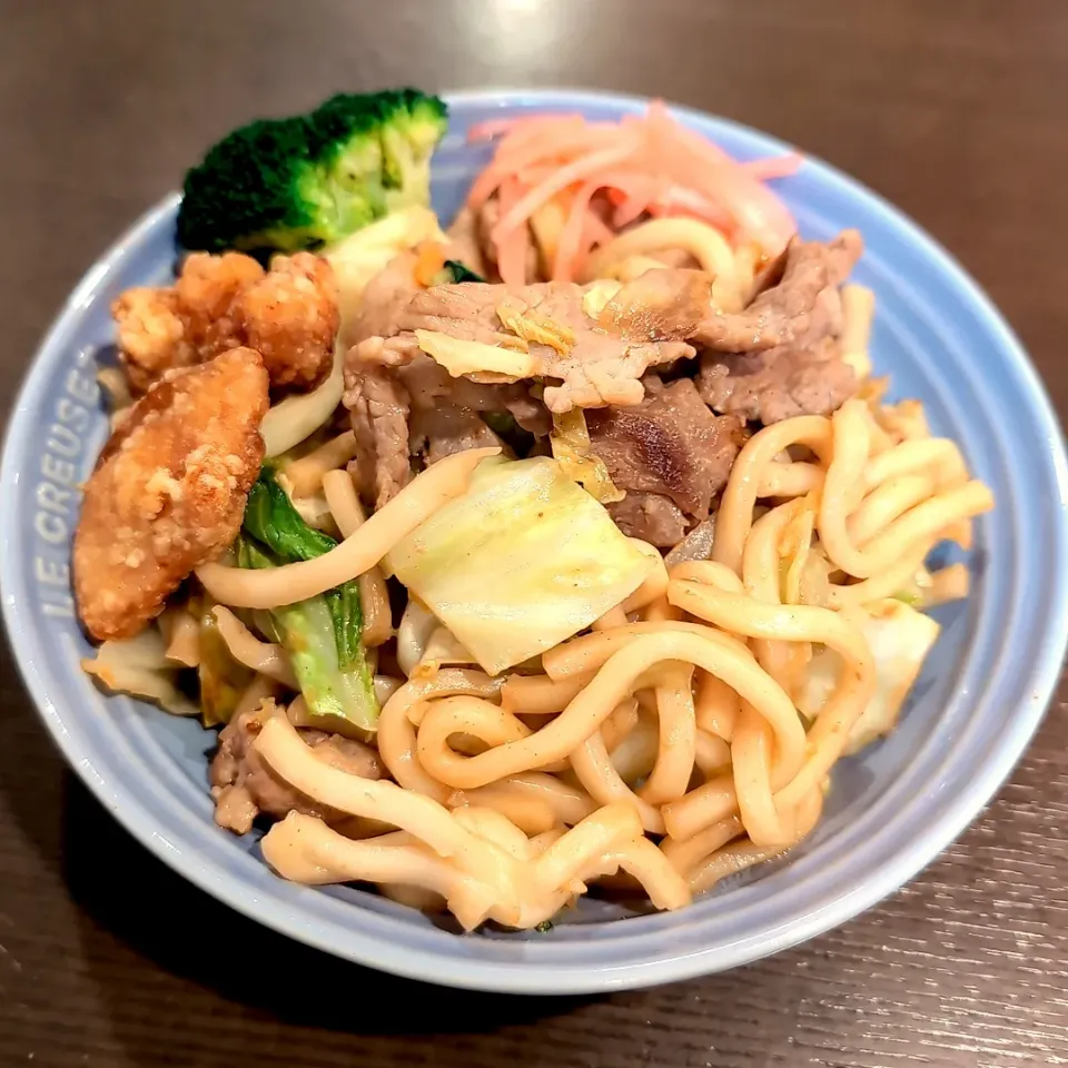 生塩糀パウダー黒胡椒ブレンドで焼きうどん|Rieさん