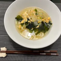 きしめんうどん(長ネギかき玉わかめ入り)|くまくまさん