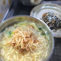 もやしラーメン＆お好み焼き|テケテケさん