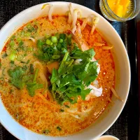 外食　毎日食べたいトムヤムクンラーメン