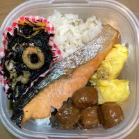 鮭弁当|まむさん