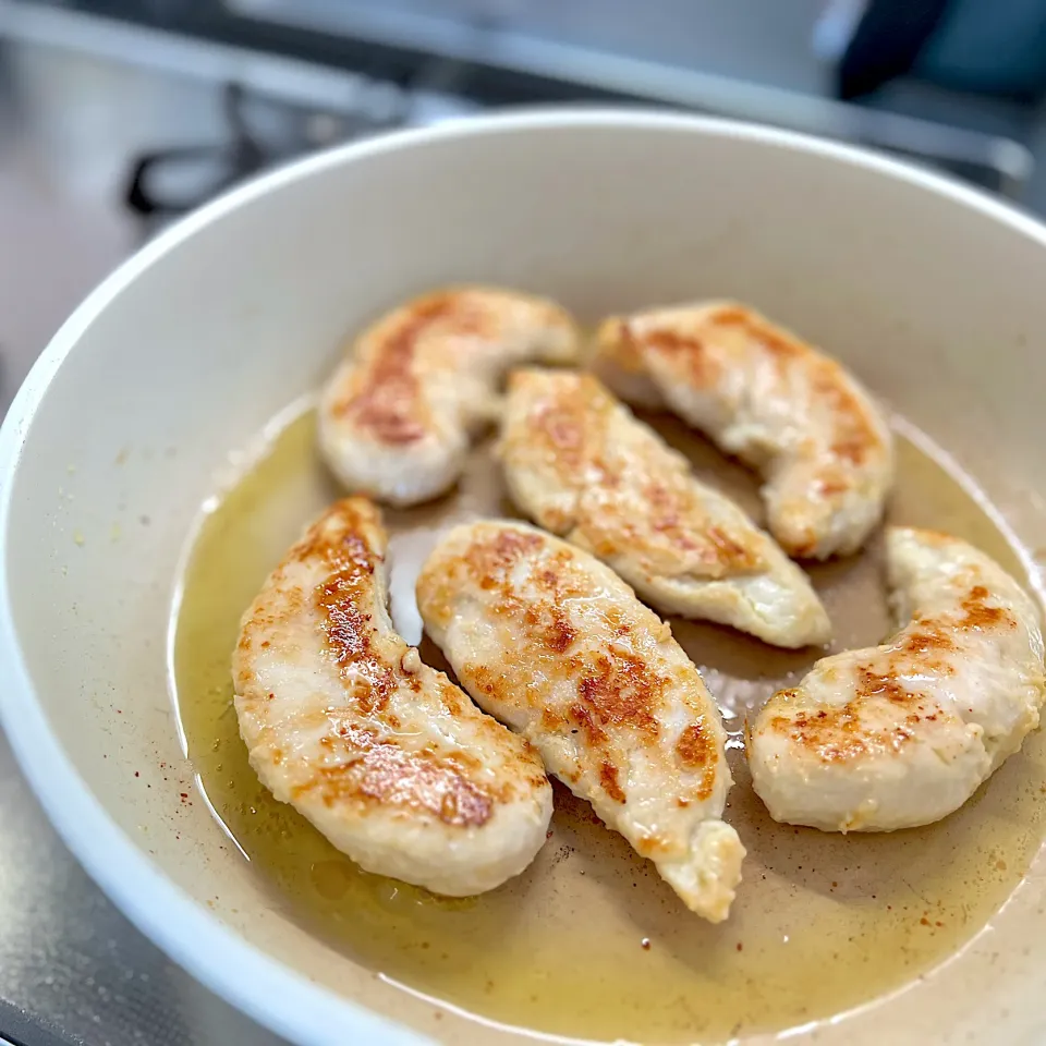 鶏ササミの塩糀パウダー漬けオリーブオイル焼き|料理研究一家「古川家」さん