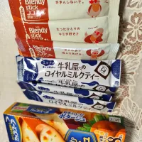 友達からこれらとお菓子頂きましたありがとう🩷🩷|m.rafuさん