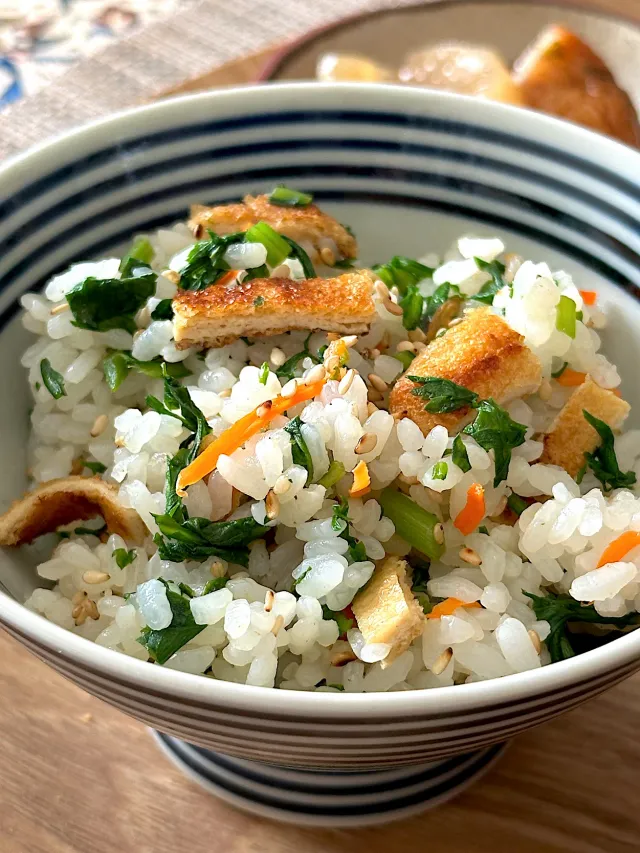 Snapdishの料理・レシピ写真:春菊の混ぜご飯｜季節を楽しむ！冬野菜を食べよう♪