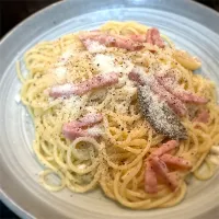 ベーコンとニンニクの白ワインパスタ🥓🧄🍷🍝|buhizouさん