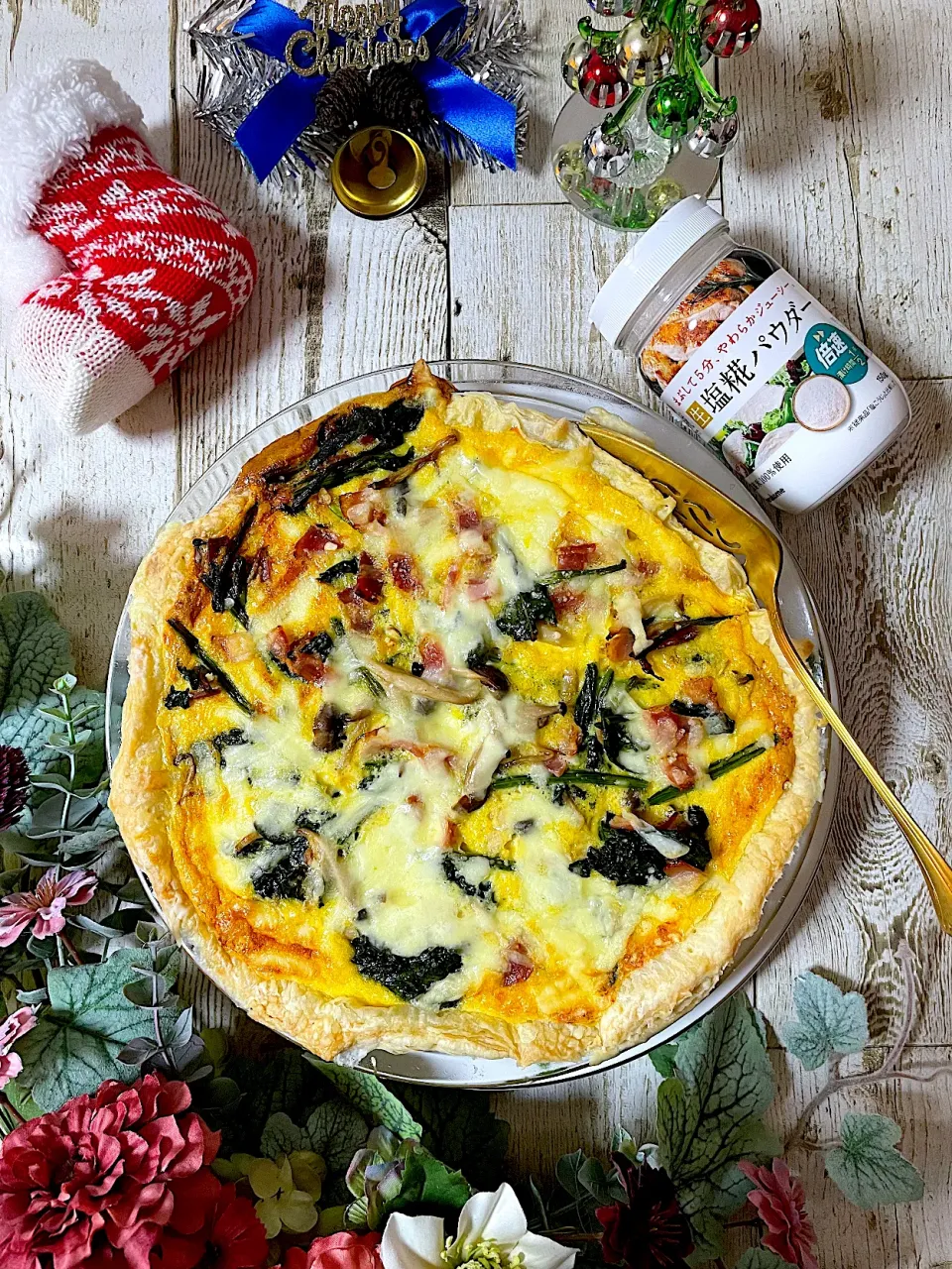 とりあえず塩糀パウダーでトリプルチーズキッシュ✨|いっちゃんさん