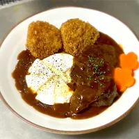 焼おにぎりとビーフシチューまるごとカマンベール入り|ゆめみどりさん