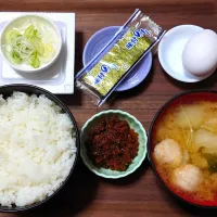 今日の朝ごはん（千葉県産コシヒカリに、生卵、味付のり、納豆、つみれ汁、弁慶のほろほろ漬）|Mars＠釜飯作り研究中さん