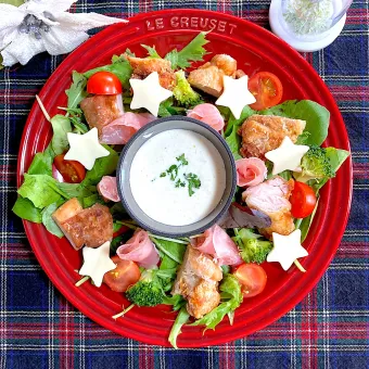 Snapdishの人気料理写真:クリスマス🎄リースサラダ🥗