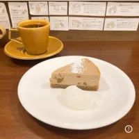 栗と珈琲のチーズケーキとコーヒー|ちゃみこさん