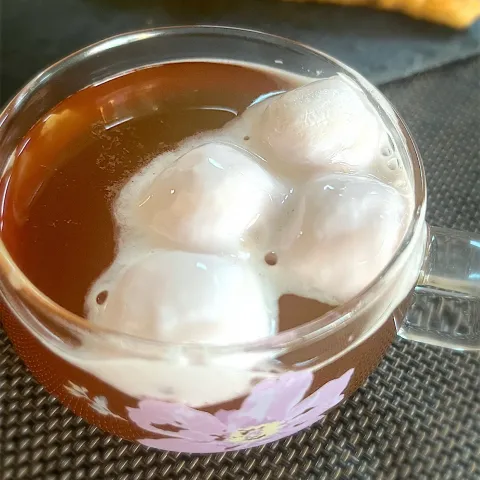 「いちごマシュマロ」を使ってみたSnapdishの料理・レシピ写真:マシュマロホットティー