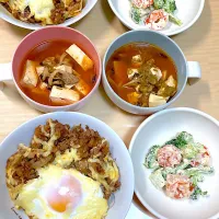 なんちゃってロコモコ丼&エビブロッコリーサラダ＆スープ| なおさん