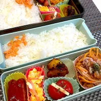 おっさん弁当　🎃🍠　パスタ　ソーセージ　卵焼き　🍅🧀|ひげおやじさん