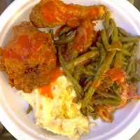 Fried chicken with mashed potatoes and green beans|Kareem Boogieさん