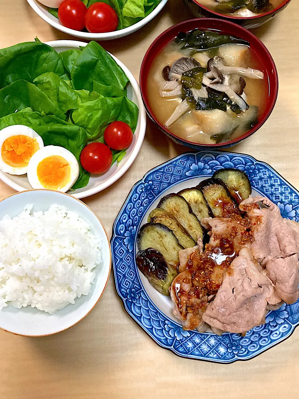 豚肉と茄子焼き＆サラダ＆味噌汁|なおさん