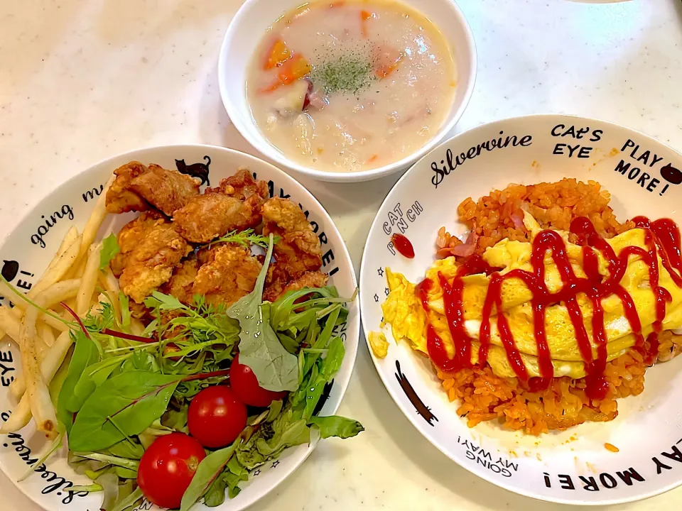 おっさんご飯　🍟　唐揚げ　🥗　オムヤァース　シッチュー|ひげおやじさん