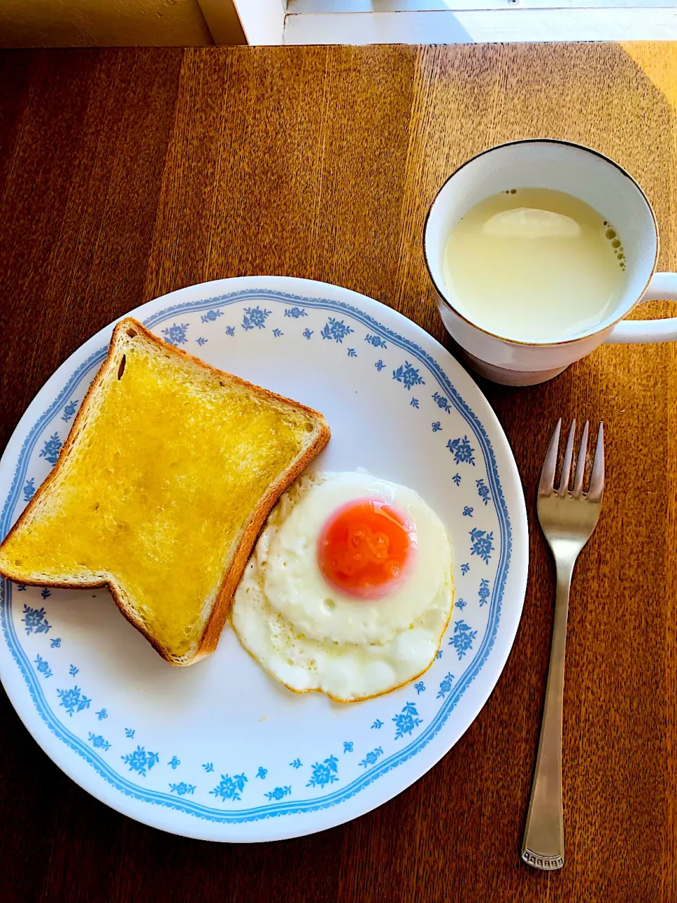 くまの子ウーフの朝ごはん|つわぶきさん