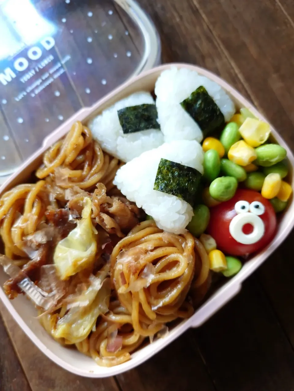 漢の…次女用🍱こにぎり付き焼きそば弁当|ᵏᵒᵘさん