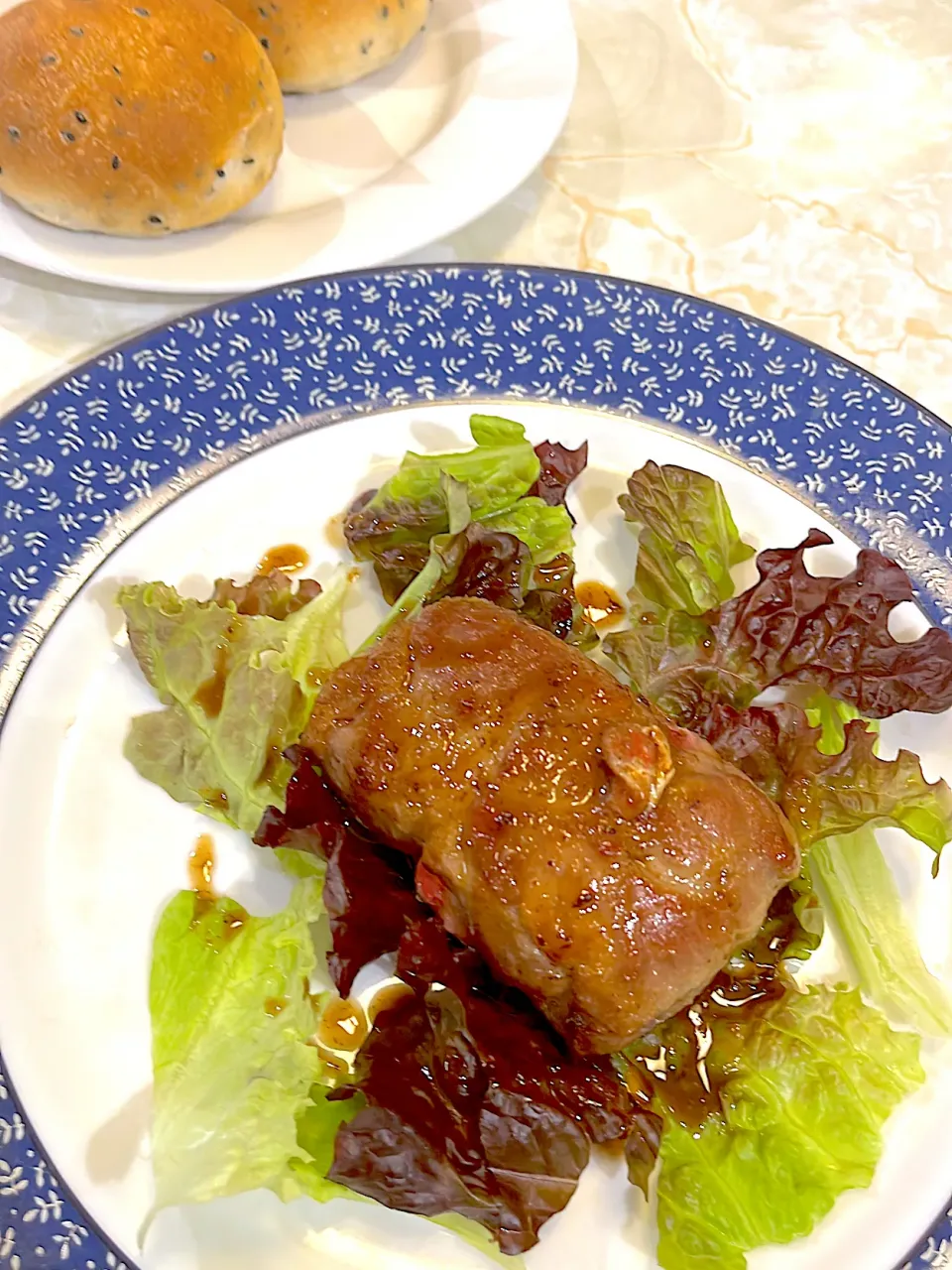 豚肉のいちごクリームチーズ包み 白ワインソース|アプリールクッキングスタジオさん