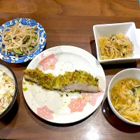 鱈のカレーパン粉焼き　野菜のとろとろスープ　大根と豚バラのきんぴら　もやしとツナきゅうりのナムル|おさむん17さん