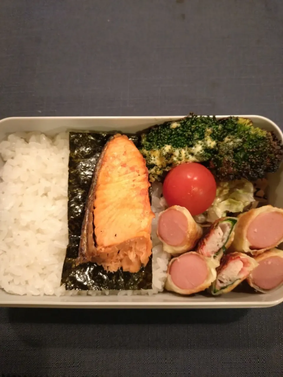 焼鮭弁当|mmmさん