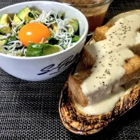 チーズソースde厚揚げ素敵
アボカドしらす小丼|マギーさん