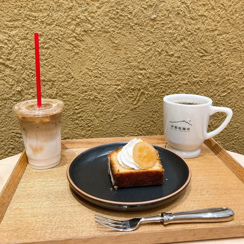 レモンケーキとコーヒー|ちゃみこさん