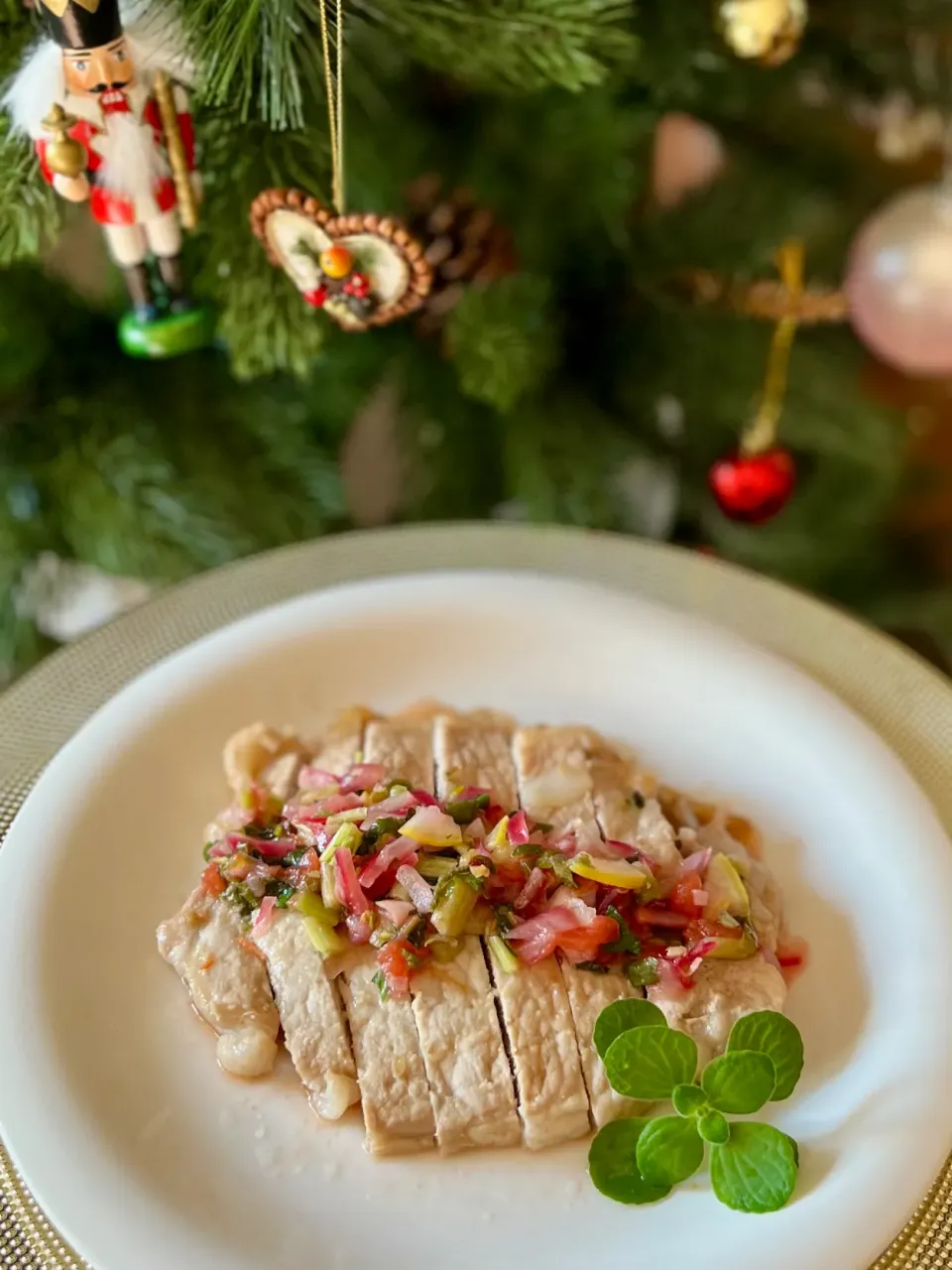 柔らかポークチョップのラヴィゴットソース添え Tender Pork Chops w/ Ravigote Sauce|アッコちゃん✨さん