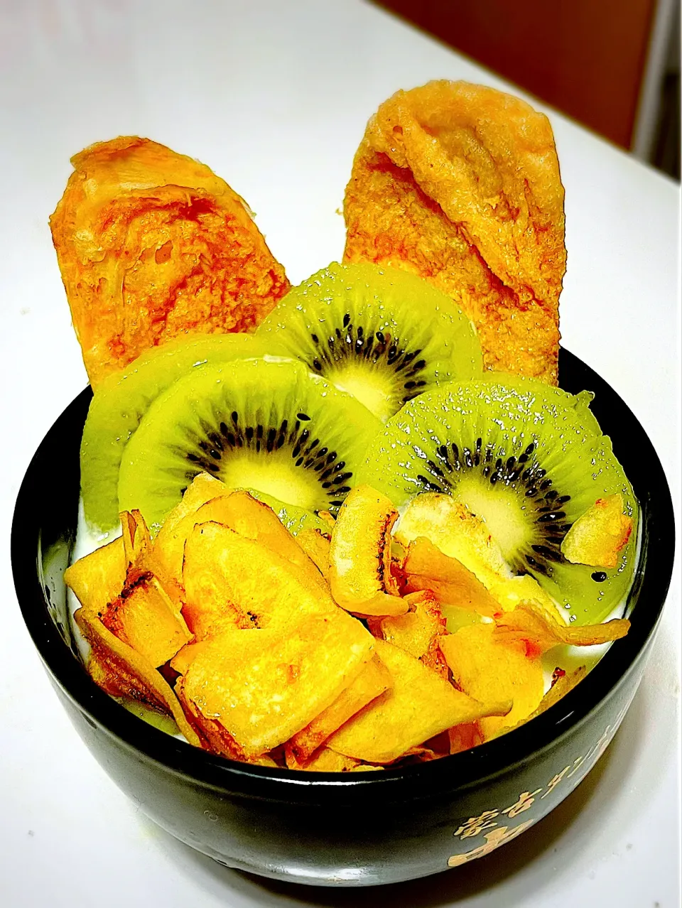 キーウィ🥝＋バナナチップ＋パイ＝😋|マニラ男さん